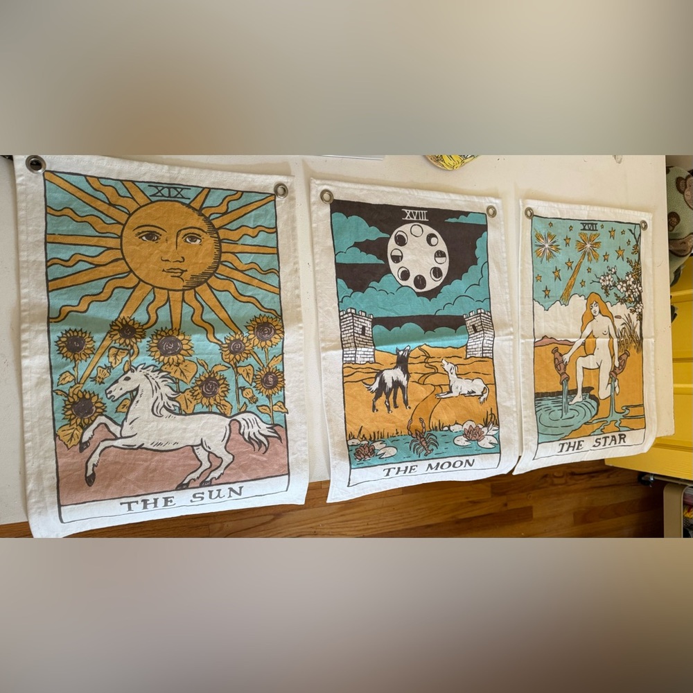 URBAN OUTFITTERS TAROT CARD TAPESTRY’S! SUN, MOON, & STAR